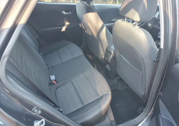 Kia Stonic cena 62600 przebieg: 59600, rok produkcji 2019 z Garwolin małe 79